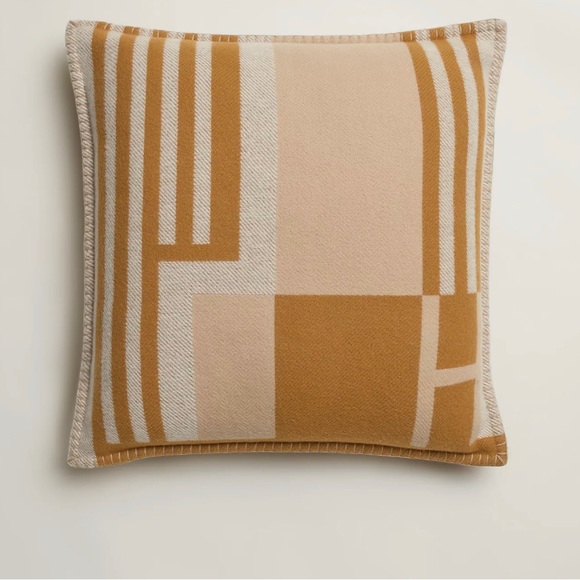 AUTHENTIC Hermes Ithaque Pillow Sold as a PAIR new w dust bags &original receipt - Picture 1 of 13